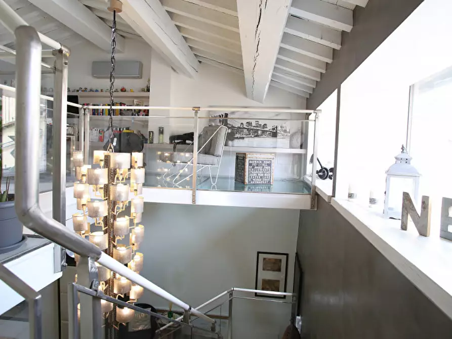 Immagine 30 di Appartamento in vendita  in Piazza Santa Maria delle Carceri a Prato