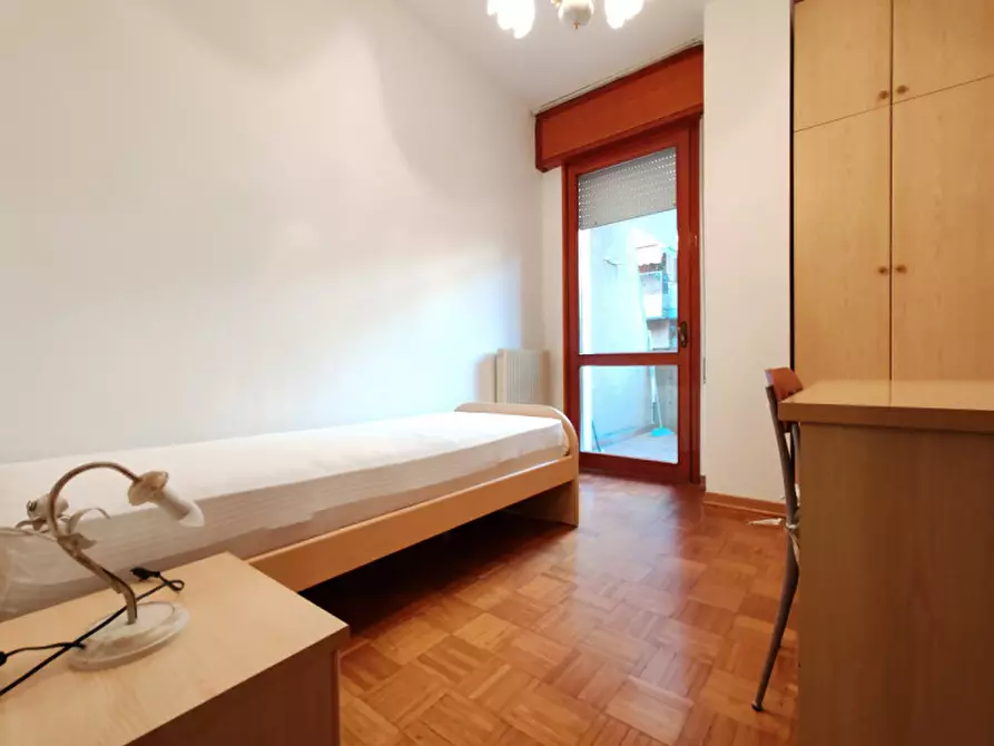Immagine 1 di Camera in affitto  a Rubano