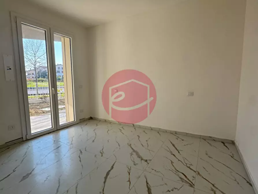 Immagine 9 di Appartamento in vendita  a San Mauro Pascoli
