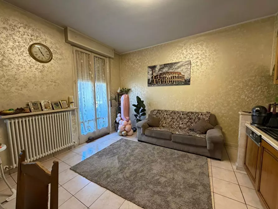 Immagine 2 di Appartamento in vendita  in Via Emilia Est, 26 a Parma