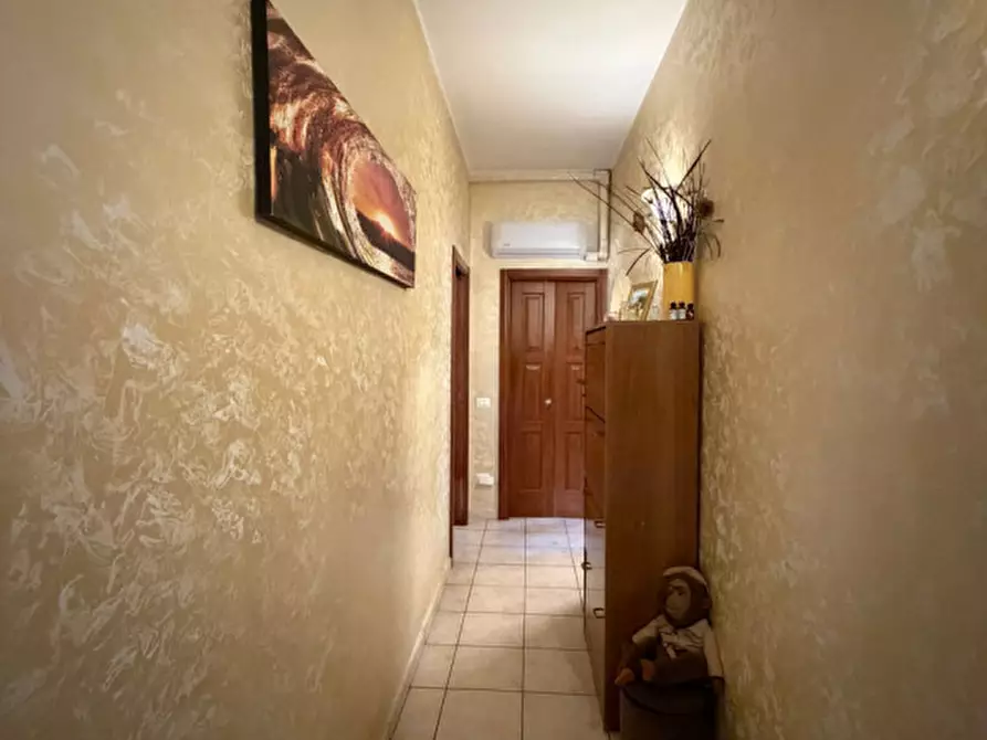 Immagine 5 di Appartamento in vendita  in Via Emilia Est, 26 a Parma