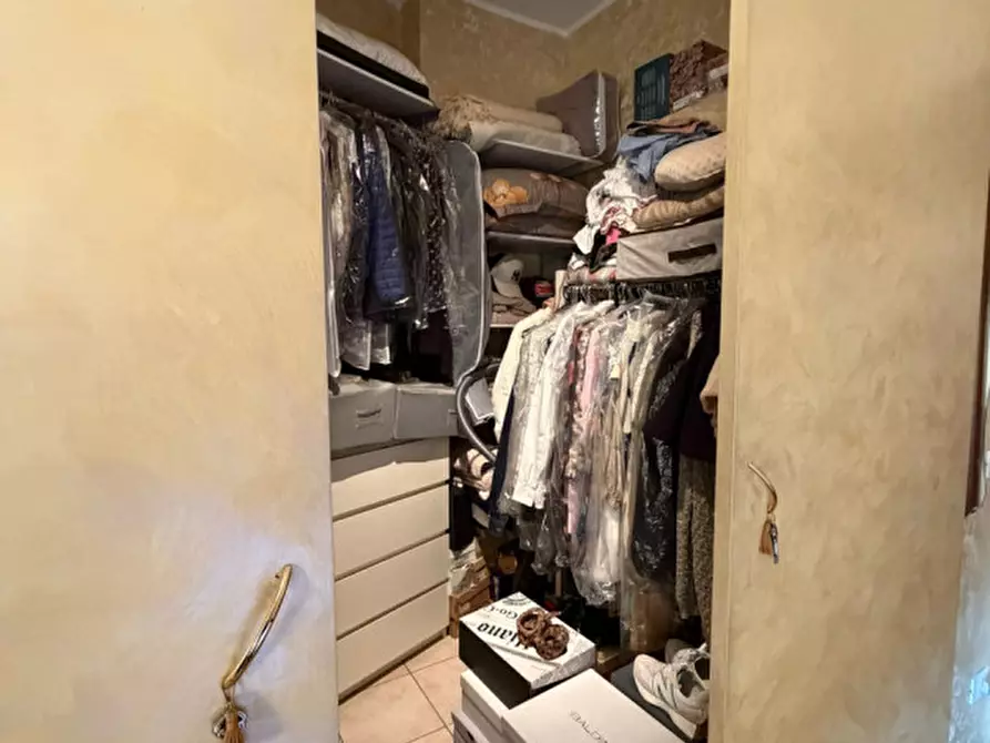 Immagine 9 di Appartamento in vendita  in Via Emilia Est, 26 a Parma