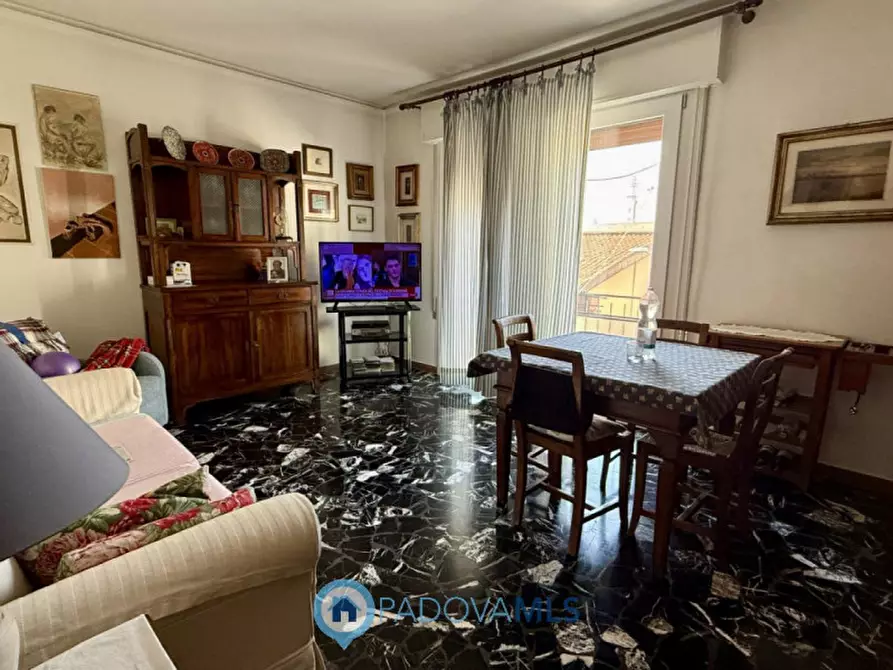 Immagine 1 di Appartamento in vendita  in Via Altichieri da Zevio a Padova