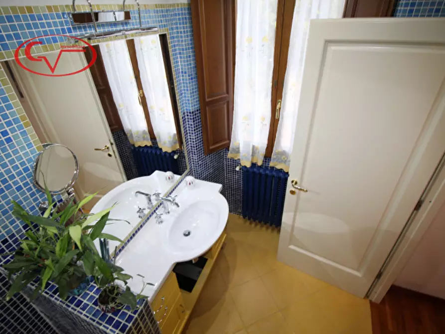 Immagine 10 di Villetta a schiera in vendita  in Via San Miniato a Castelfranco Piandiscò