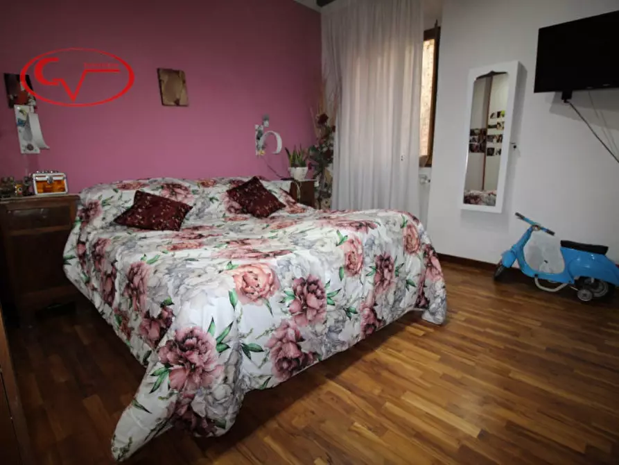 Immagine 15 di Villetta a schiera in vendita  in Via San Miniato a Castelfranco Piandiscò