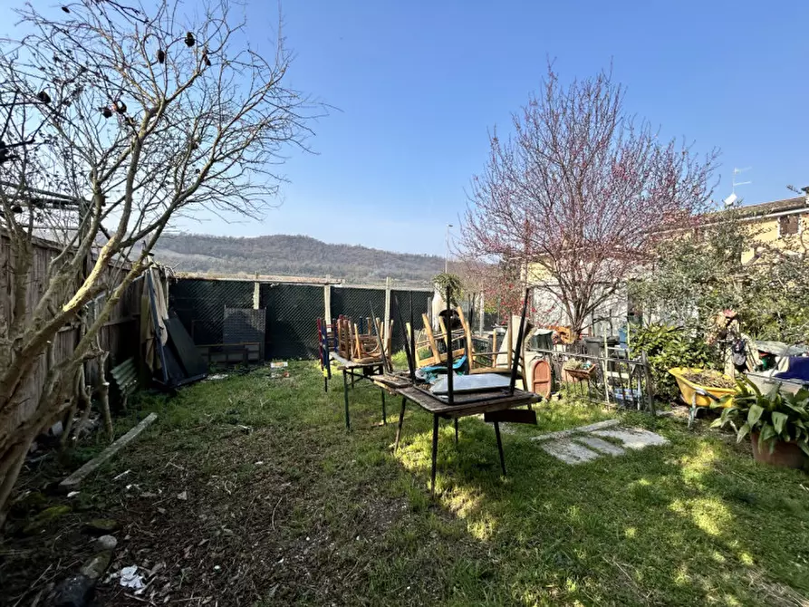 Immagine 4 di Appartamento in vendita  in Località Garberia a Pastrengo