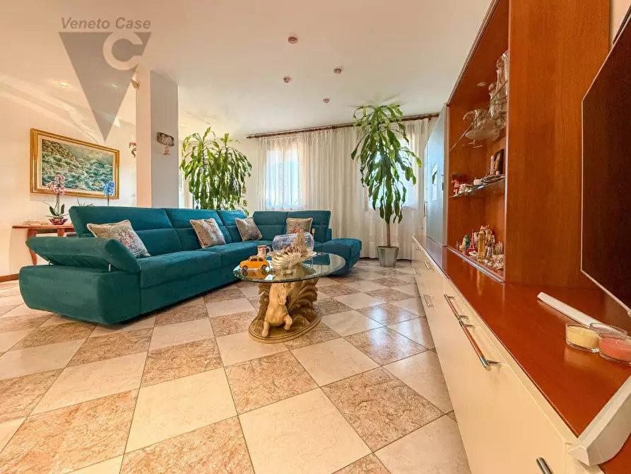 Immagine 2 di Casa trifamiliare in vendita  a Noventa Padovana