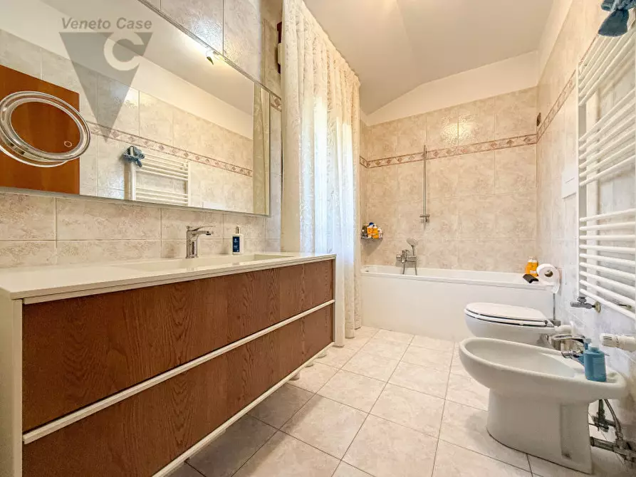 Immagine 25 di Casa trifamiliare in vendita  a Noventa Padovana