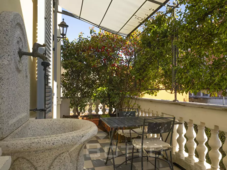 Immagine 26 di Villa in vendita  in Piazza Vittorio Cacciami 11 a Grignasco