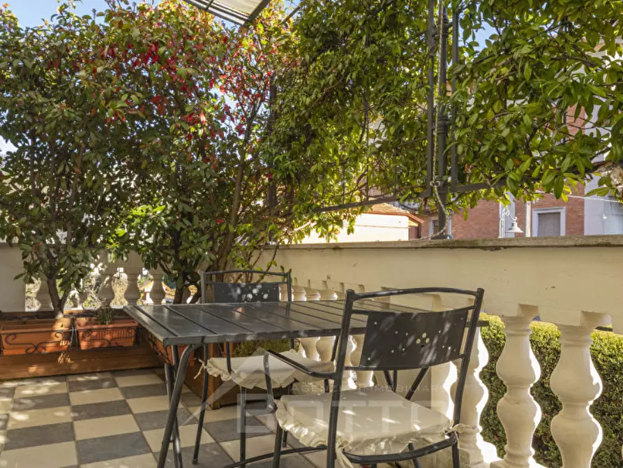 Immagine 27 di Villa in vendita  in Piazza Vittorio Cacciami 11 a Grignasco