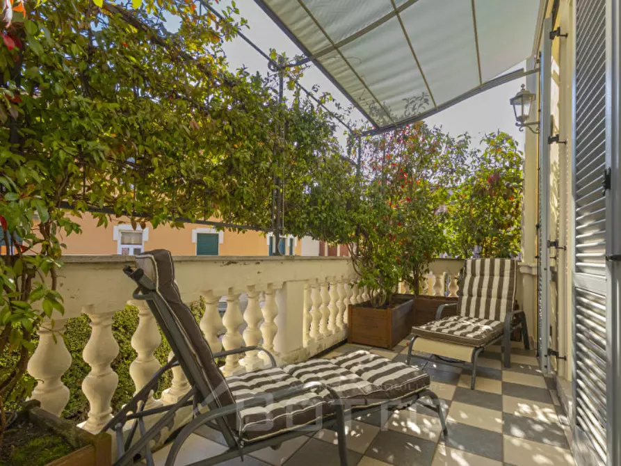 Immagine 29 di Villa in vendita  in Piazza Vittorio Cacciami 11 a Grignasco