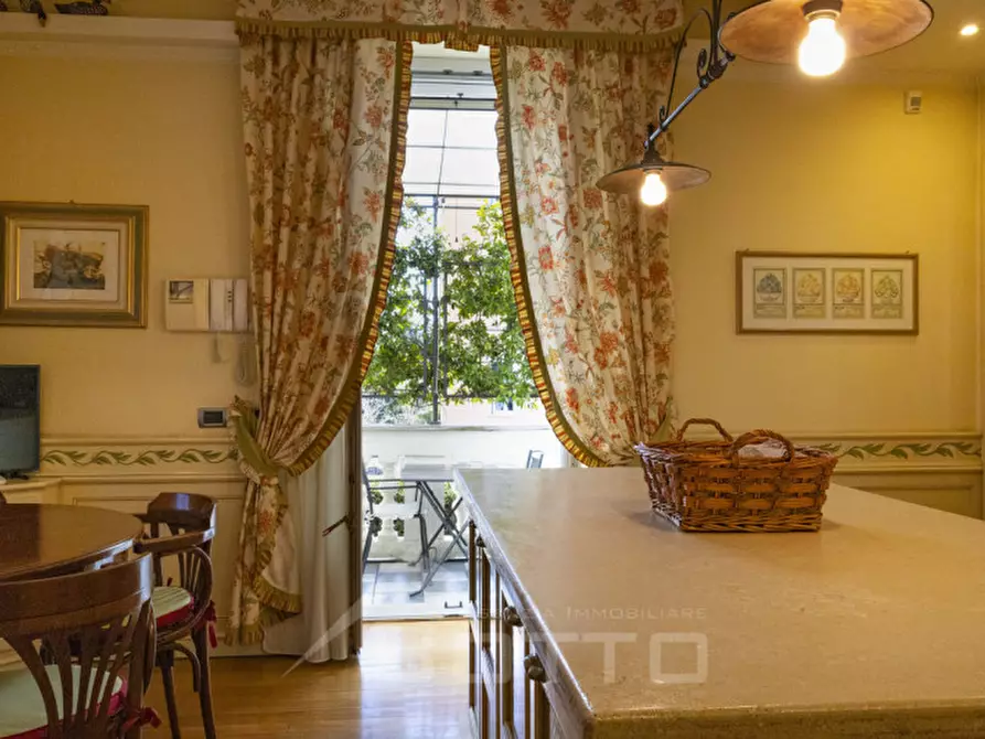 Immagine 30 di Villa in vendita  in Piazza Vittorio Cacciami 11 a Grignasco