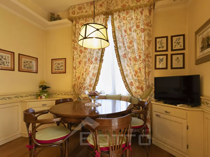 Immagine 34 di Villa in vendita  in Piazza Vittorio Cacciami 11 a Grignasco