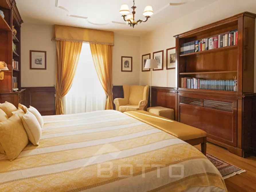 Immagine 48 di Villa in vendita  in Piazza Vittorio Cacciami 11 a Grignasco