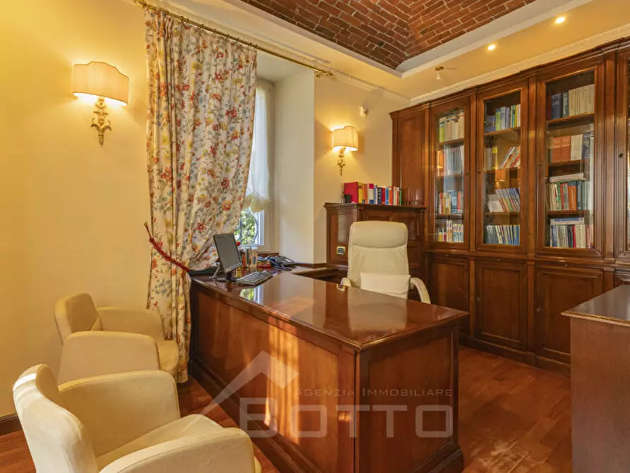 Immagine 70 di Villa in vendita  in Piazza Vittorio Cacciami 11 a Grignasco