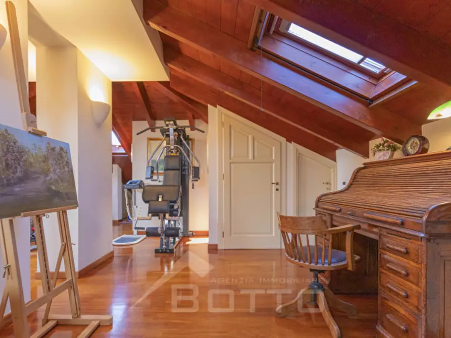 Immagine 78 di Villa in vendita  in Piazza Vittorio Cacciami 11 a Grignasco