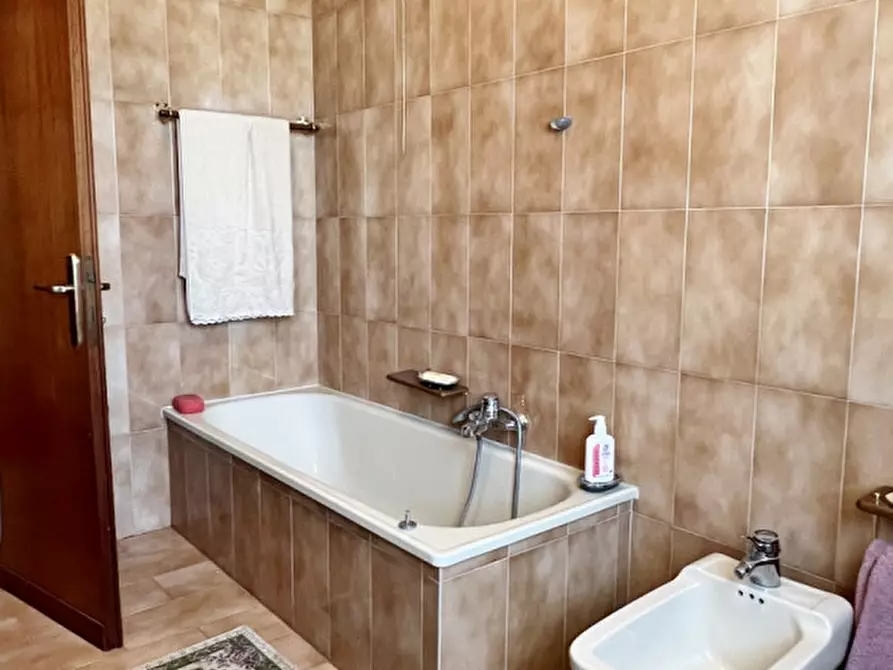 Immagine 20 di Casa indipendente in vendita  in Strada della Paglia a Vicenza