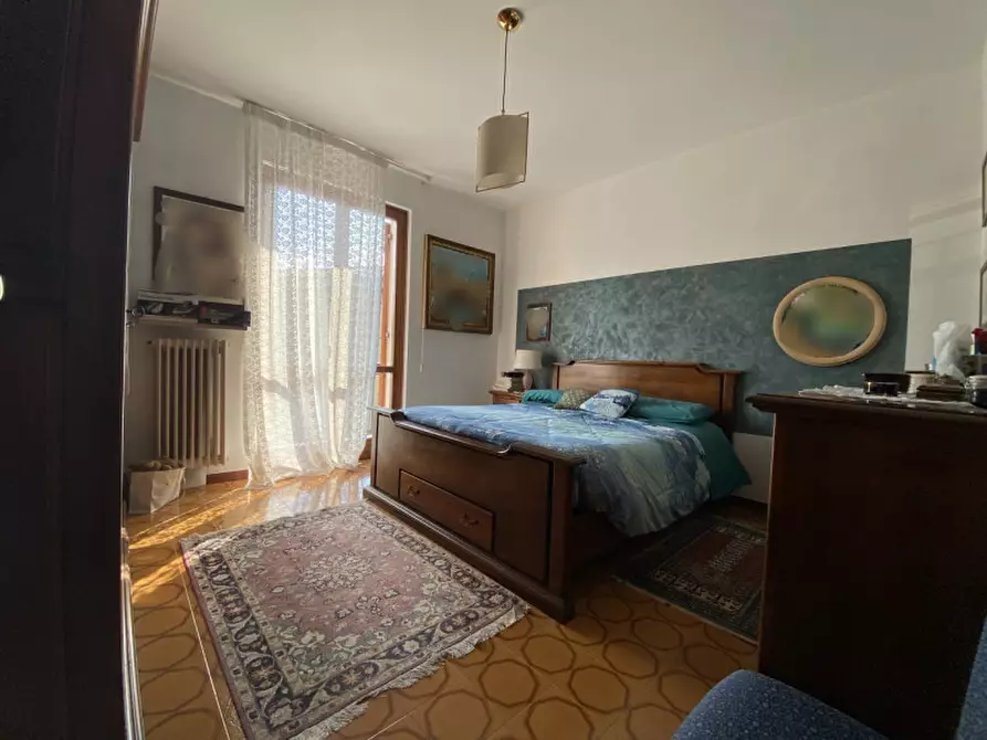 Immagine 6 di Appartamento in vendita  in Via Sebino a Peschiera Del Garda