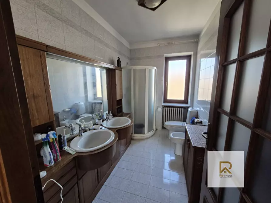 Immagine 17 di Appartamento in vendita  in via San Rocco a Chivasso