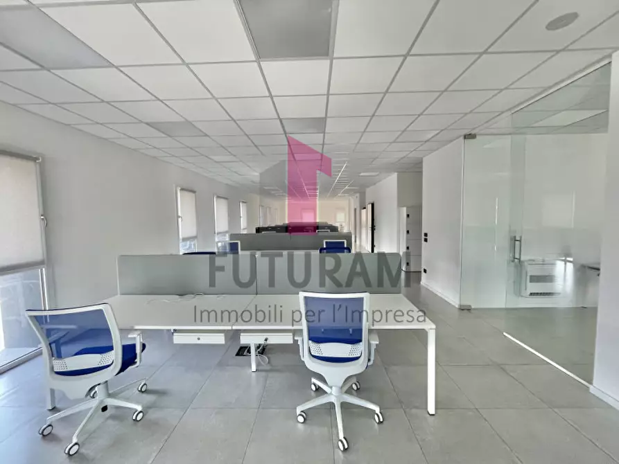Immagine 3 di Ufficio in affitto  a Vicenza