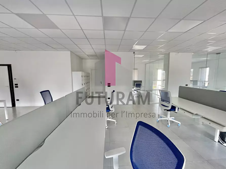 Immagine 5 di Ufficio in affitto  a Vicenza
