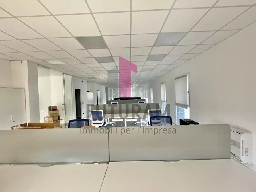 Immagine 9 di Ufficio in affitto  a Vicenza