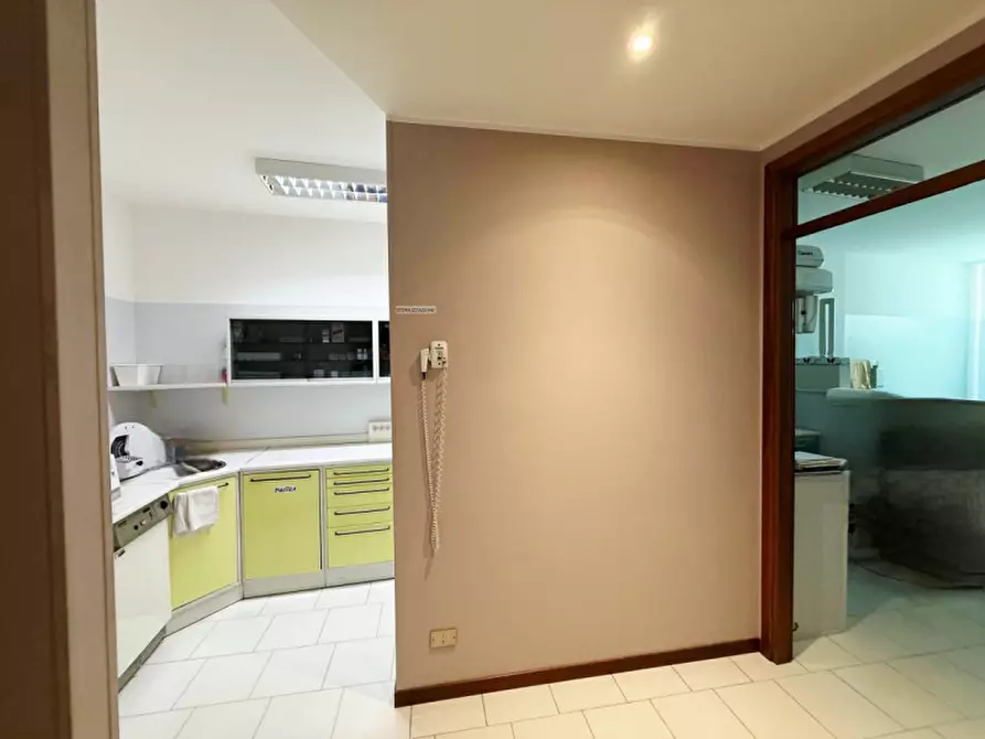 Immagine 10 di Ufficio in affitto  in VIA CAVOUR a Este