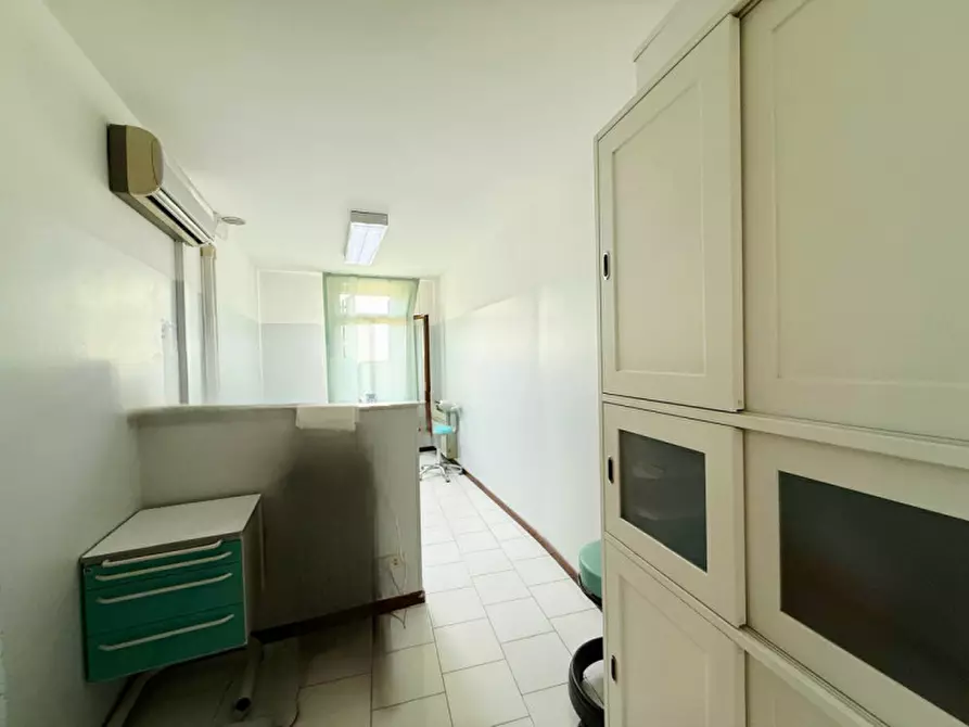 Immagine 11 di Ufficio in affitto  in VIA CAVOUR a Este