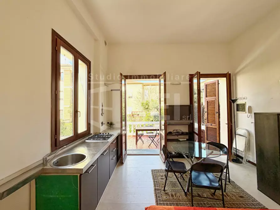 Immagine 4 di Appartamento in vendita  in Via Arturo Conti 3 a Livorno