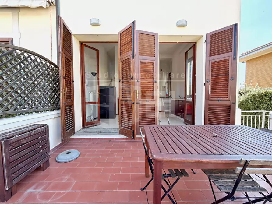 Immagine 5 di Appartamento in vendita  in Via Arturo Conti 3 a Livorno