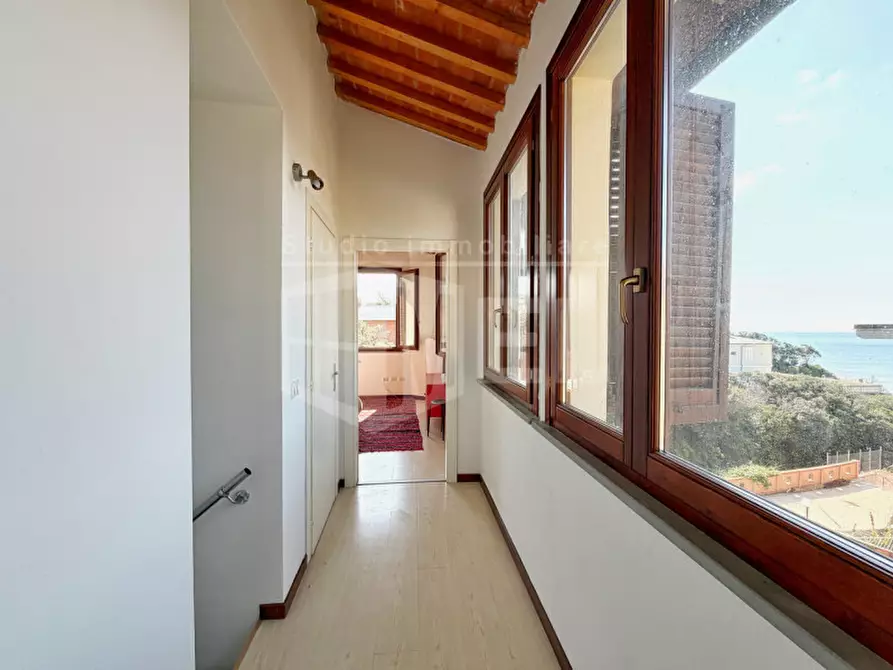 Immagine 6 di Appartamento in vendita  in Via Arturo Conti 3 a Livorno