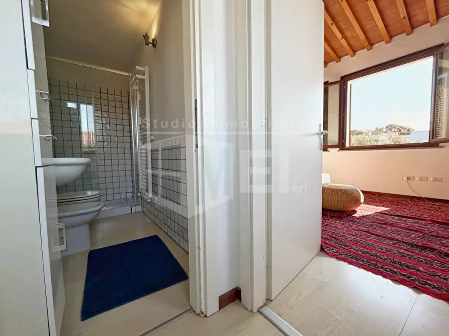 Immagine 9 di Appartamento in vendita  in Via Arturo Conti 3 a Livorno