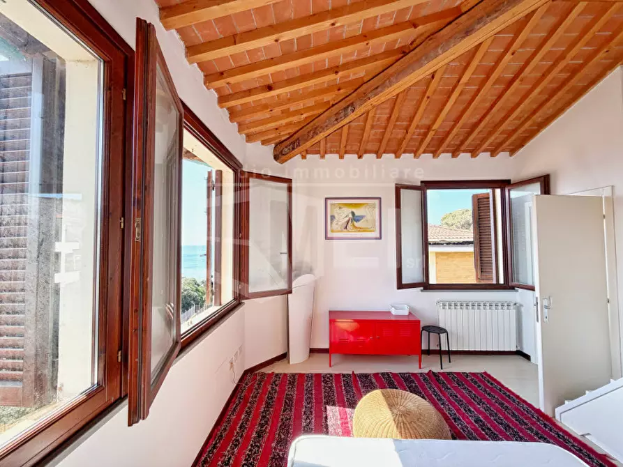 Immagine 13 di Appartamento in vendita  in Via Arturo Conti 3 a Livorno