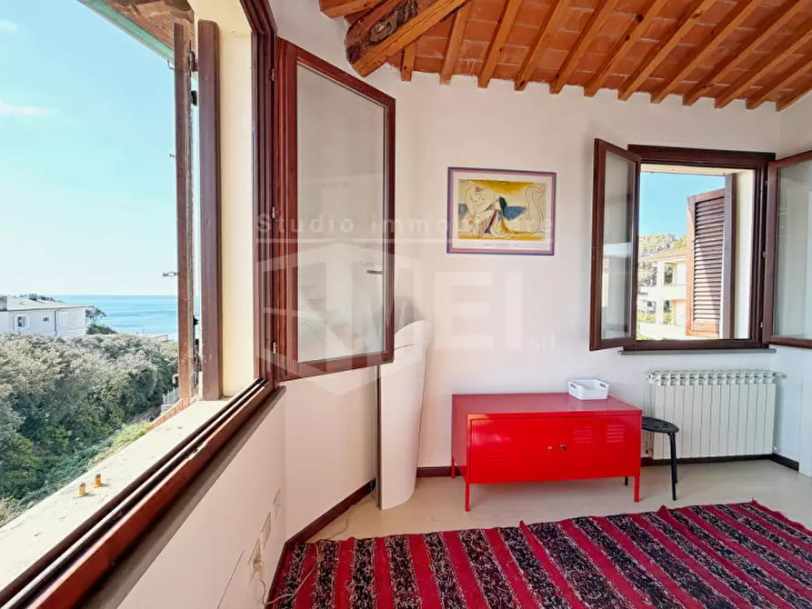 Immagine 15 di Appartamento in vendita  in Via Arturo Conti 3 a Livorno