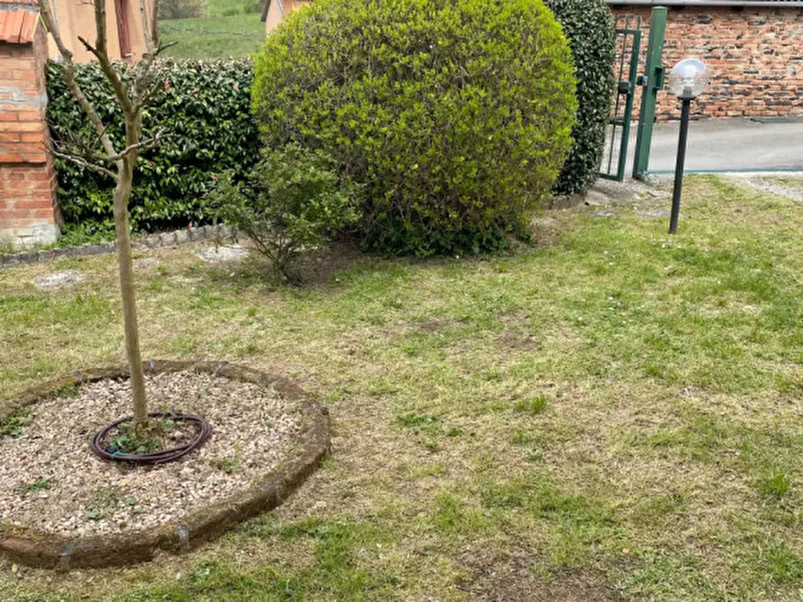 Immagine 9 di Appartamento in vendita  in Via Val di Setta a Sasso Marconi