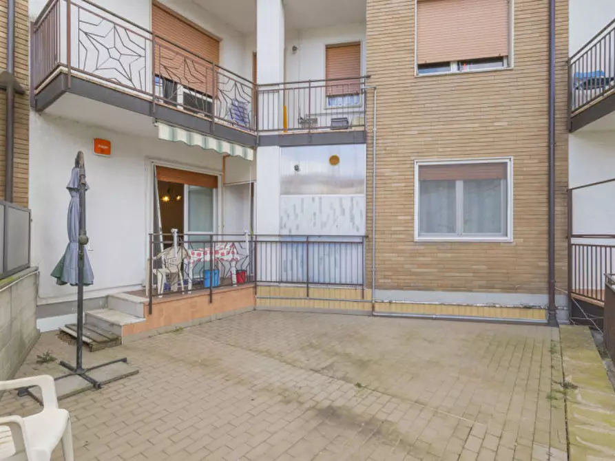 Immagine 3 di Appartamento in vendita  in Viale Vittorio Veneto 184 a Borgosesia