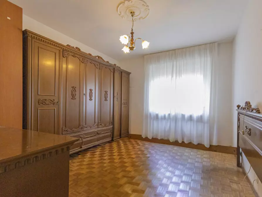 Immagine 5 di Appartamento in vendita  in Viale Vittorio Veneto 184 a Borgosesia