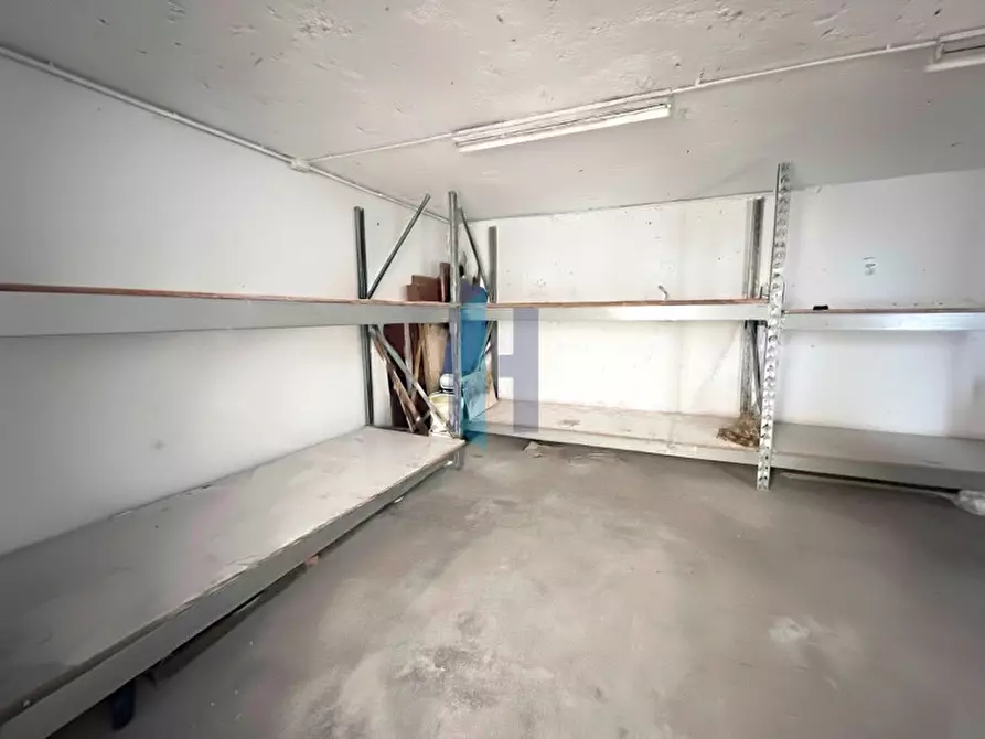 Immagine 4 di Garage in vendita  in Via Milano a Brescia