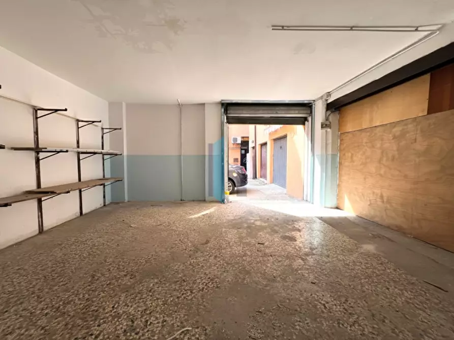 Immagine 5 di Garage in vendita  in Via Milano a Brescia