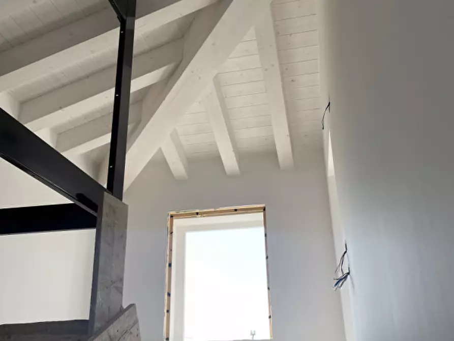 Immagine 13 di Attico in vendita  in Via Schiavonesca Marosticana a Asolo