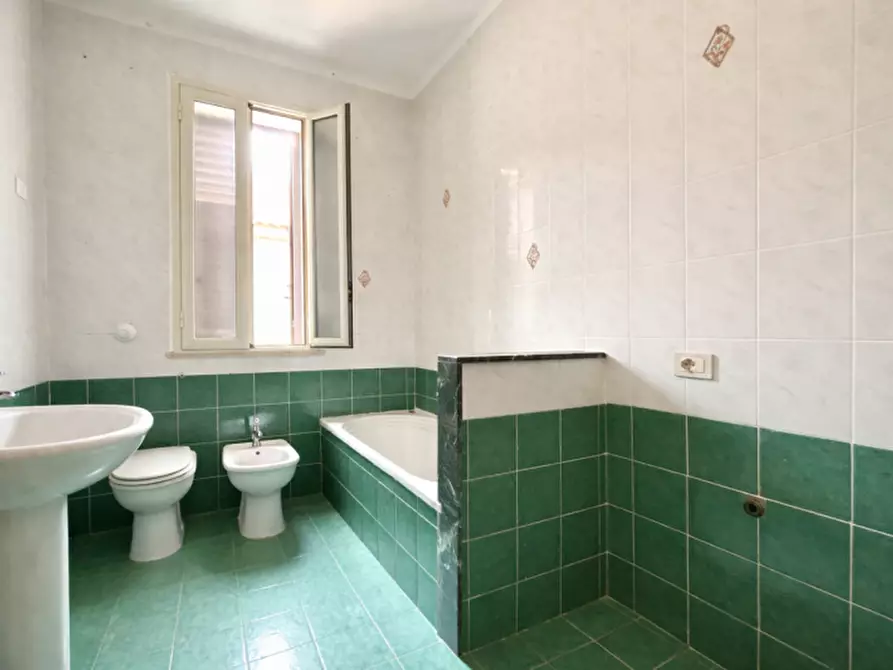 Immagine 13 di Appartamento in vendita  in Via John Fitzgerald Kennedy a Capaci