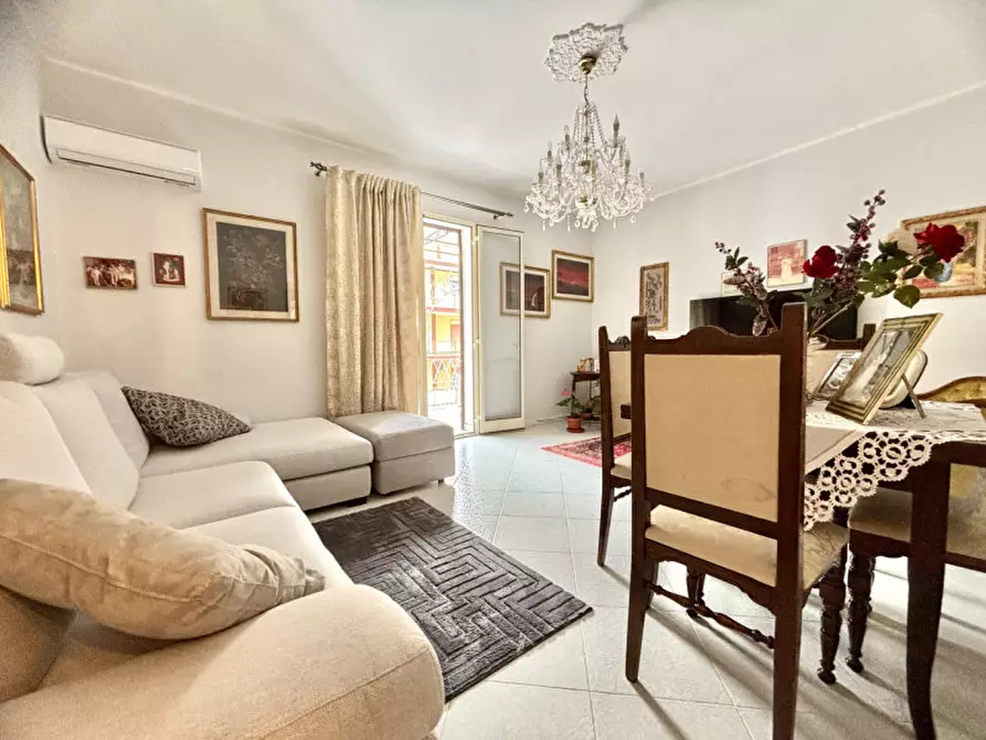 Immagine 2 di Appartamento in vendita  in VIA JOHN FIZGERALD KENNEDY a Capaci