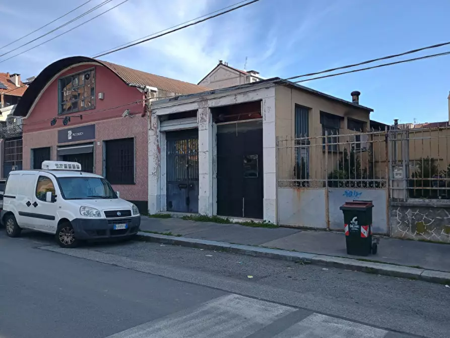 Immagine 1 di Laboratorio in vendita  in Via Crea 15 a Torino