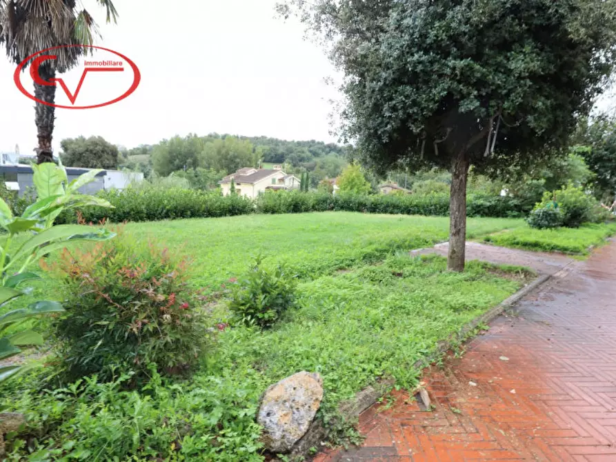 Immagine 3 di Villa in vendita  in Via Chiantigiana a Montevarchi