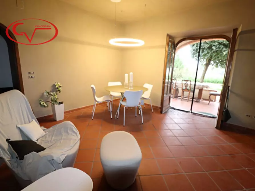 Immagine 14 di Villa in vendita  in Via Chiantigiana a Montevarchi