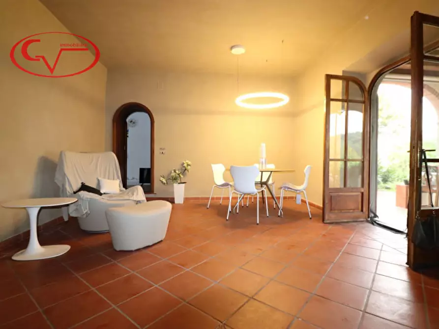 Immagine 15 di Villa in vendita  in Via Chiantigiana a Montevarchi