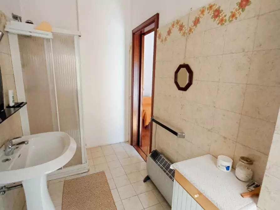 Immagine 51 di Casa bifamiliare in vendita  in Via Monte Lozzo a Abano Terme