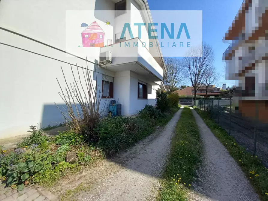 Immagine 67 di Casa bifamiliare in vendita  in Via Monte Lozzo a Abano Terme