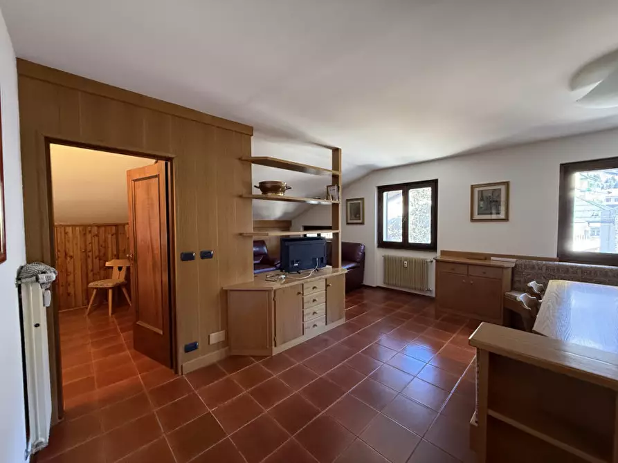 Immagine 15 di Appartamento in vendita  in Via Roma 56 a Canazei