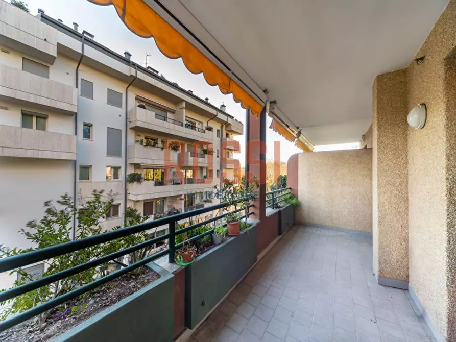 Immagine 5 di Appartamento in affitto  in VIALE  EUROPA a Monza